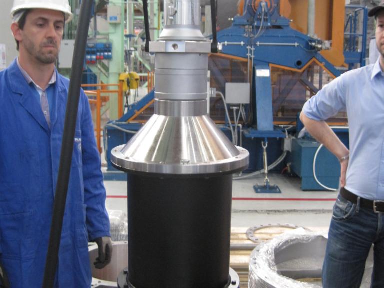 Costruttore di motori marini